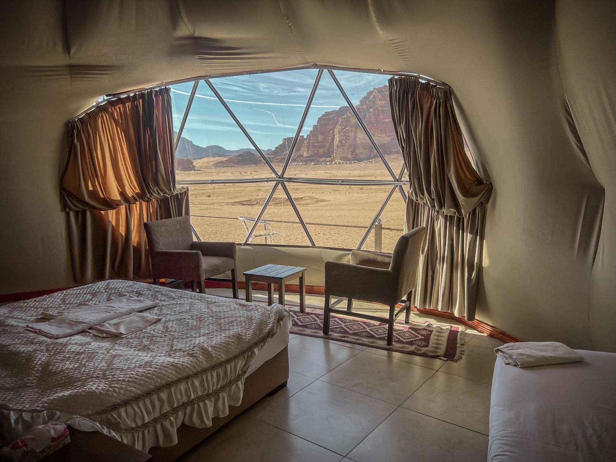 Rum Royal Flower Luxury Camp وادي رم المظهر الخارجي الصورة
