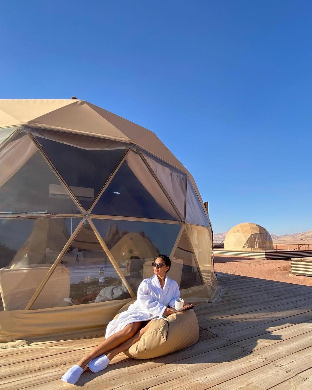 Rum Royal Flower Luxury Camp وادي رم المظهر الخارجي الصورة